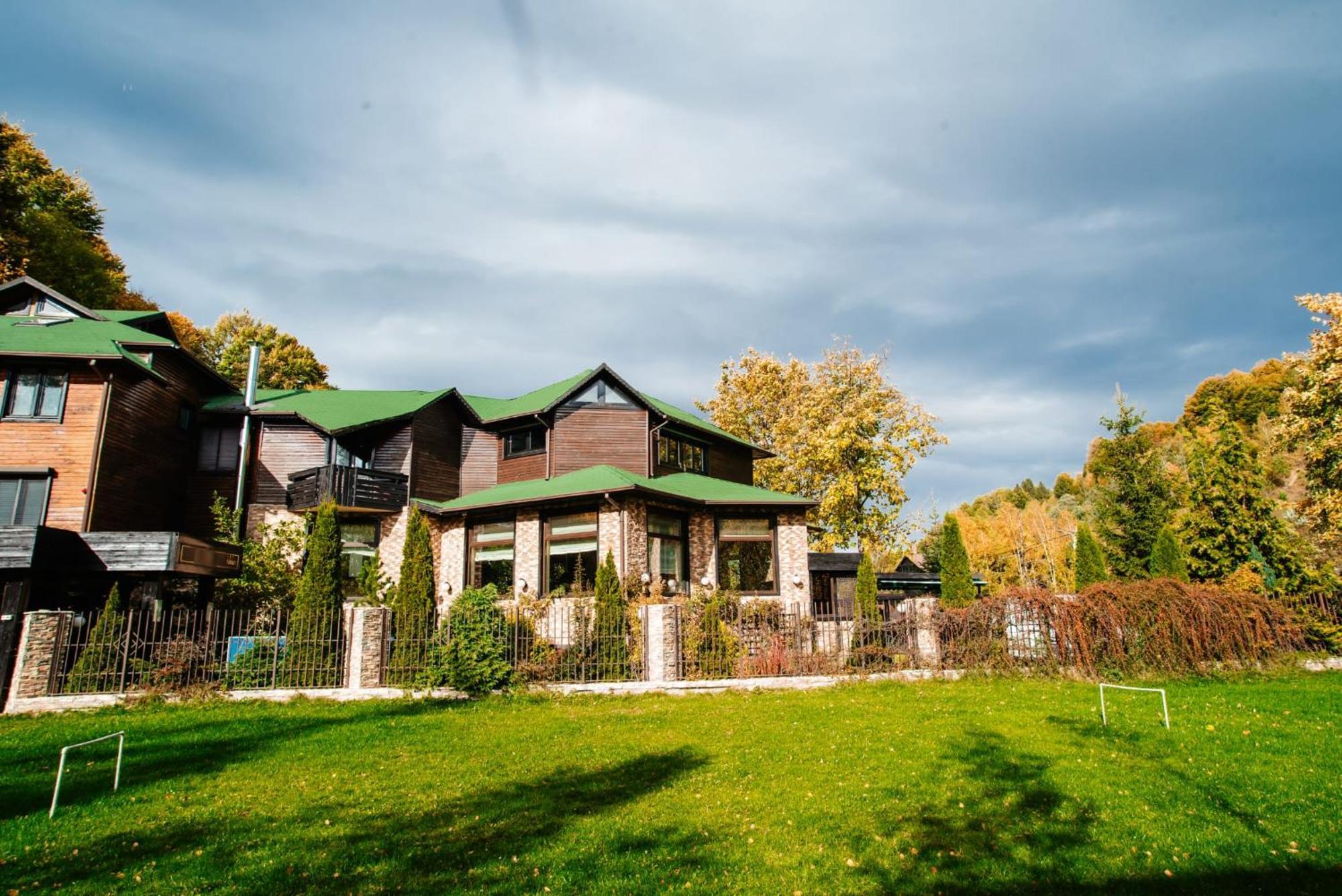 Hillden Lodge &Restaurant Bran  Exterior photo